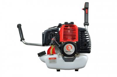 Будкрам купить Мотокоса 1.5 кВт/2 л.с., 43 см³, катушка, 3-х лопастной нож, фреза 40 зубъев, двухплечевой ранцевый ремень INTERTOOL DT-2232 Мотокоса 1.5 кВт/2 л.с., 43 см³, катушка, 3-х лопастной нож, фреза 40 зубъев, двухплечевой ранцевый ремень INTERTOOL DT-2232 10