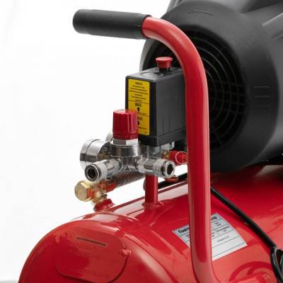 Будкрам купити Компрессор 50 л, 3 кВт, 220 В, 8 атм, 420 л/мин, 2 цилиндра. INTERTOOL PT-0007 Компрессор 50 л, 3 кВт, 220 В, 8 атм, 420 л/мин, 2 цилиндра. INTERTOOL PT-0007 4