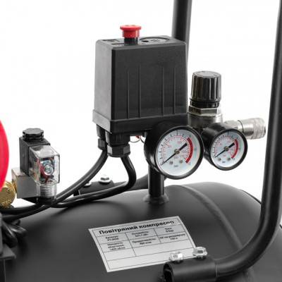 Будкрам купити Компрессор 100 л, 3x1.1кВт, 220В, 8атм, 480 л/мин, 1400 об/мин, малошумный, безмасляный, 6 цилиндров INTERTOOL PT-0028 Компрессор 100 л, 3x1.1кВт, 220В, 8атм, 480 л/мин, 1400 об/мин, малошумный, безмасляный, 6 цилиндров INTERTOOL PT-0028 7