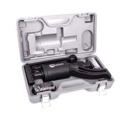 Будкрам купити Ключ баллонный роторный на подшипнике для груз. автом. 261мм, передаточное отношение 1:68, макc. крут. мом. 5200Nm, головки 32, 33мм, пластиковый кейс INTERTOOL XT-0002 Ключ баллонный роторный на подшипнике для груз. автом. 261мм, передаточное отношение 1:68, макc. крут. мом. 5200Nm, головки 32, 33мм, пластиковый кейс INTERTOOL XT-0002 3