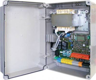 Будкрам купити Панель управління BFT THALIA P з дисплеєм 24 В для розпашних воріт.