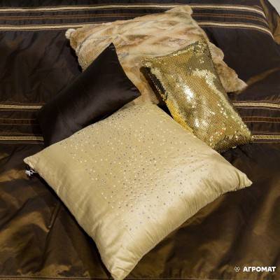 Будкрам купити Комплект постільний покривало (1), подушки (4) класика (5 частин) Комплект постільний покривало (1), подушки (4) класика (5 частин) 2