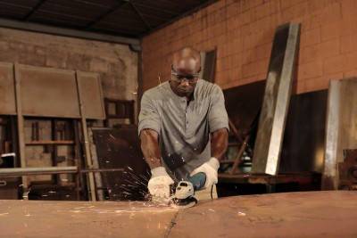 Будкрам купити Кутова шліфувальна машина Bosch Professional GWS 670 Кутова шліфувальна машина Bosch Professional GWS 670 2