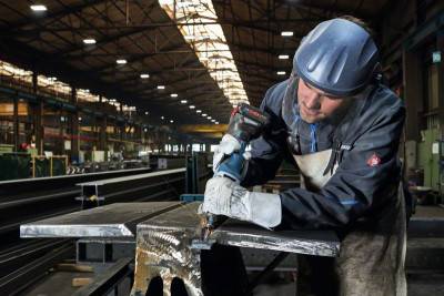 Будкрам купити Акумуляторна пряма шліфмашина GGS 18V-23 PLC  Акумуляторна пряма шліфмашина GGS 18V-23 PLC  2