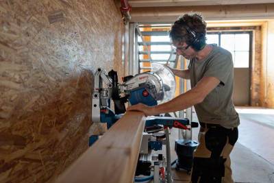 Будкрам купить Akкумуляторная торцовочная пила GCM 18V-305 GDC Akкумуляторная торцовочная пила GCM 18V-305 GDC 4