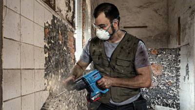 Будкрам купити Акумуляторний перфоратор Li-Ion 18 В GBH 180-LI (з акумулятором) Акумуляторний перфоратор Li-Ion 18 В GBH 180-LI (з акумулятором) 4