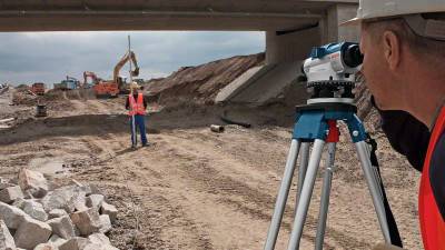 Будкрам купити Оптичний нівелір GOL 26D Оптичний нівелір GOL 26D 3