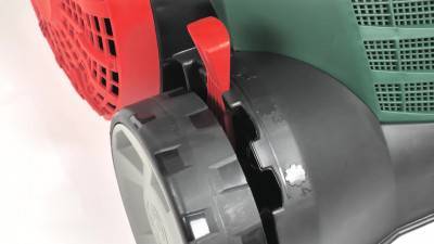 Будкрам купить Аэратор Bosch UniversalVerticut 1100 Аэратор Bosch UniversalVerticut 1100 12