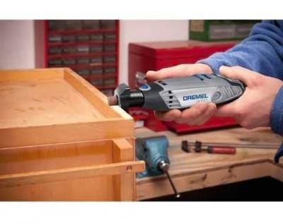 Будкрам купить Многофункциональный инструмент Dremel 3000-1/5 1 приставка + 5 насадок в комплекте Многофункциональный инструмент Dremel 3000-1/5 1 приставка + 5 насадок в комплекте 4