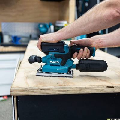 Будкрам купити Акумуляторна вібраційна шліфувальна машина LXT, 18 В, 93x185 мм Акумуляторна вібраційна шліфувальна машина LXT, 18 В, 93x185 мм 3