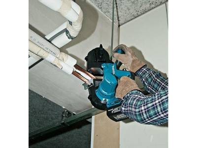 Будкрам купити Акумуляторна стрічкова пила, LXT, 18В, 3Аг х 2 шт, DC18RC, кейс Акумуляторна стрічкова пила, LXT, 18В, 3Аг х 2 шт, DC18RC, кейс 4