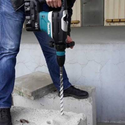 Будкрам купити Акумуляторний перфоратор LXT, SDS-MAX 18В+18В Акумуляторний перфоратор LXT, SDS-MAX 18В+18В 4