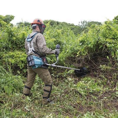 Будкрам купить Аккумуляторный триммер UR012GZ02, XGT 40+40V, 480 мм Аккумуляторный триммер UR012GZ02, XGT 40+40V, 480 мм 4