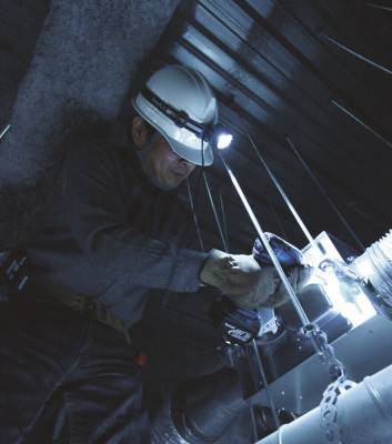 Будкрам купити Акумуляторний ліхтар DML800 LXT (14,4 - 18B) Акумуляторний ліхтар DML800 LXT (14,4 - 18B) 6