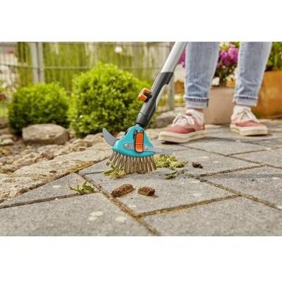 Будкрам купить Очиститель щелей с ножом и щеткой Gardena Combisystem стальной 3-в-1 Очиститель щелей с ножом и щеткой Gardena Combisystem стальной 3-в-1 4