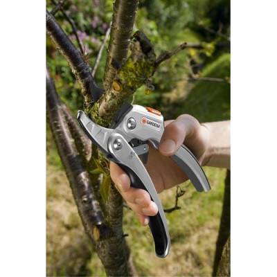 Будкрам купить Секатор Gardena SmartCut с храповым механизмом Секатор Gardena SmartCut с храповым механизмом 2