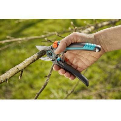 Будкрам купить Секатор Gardena ExpertCut обводной 22 мм Секатор Gardena ExpertCut обводной 22 мм 2