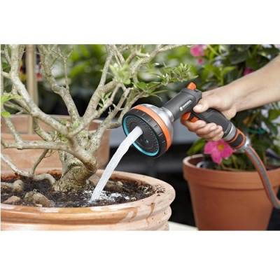 Будкрам купити Пістолет-розпилювач багатофункціональний Gardena Premium 5 в 1 Пістолет-розпилювач багатофункціональний Gardena Premium 5 в 1 4