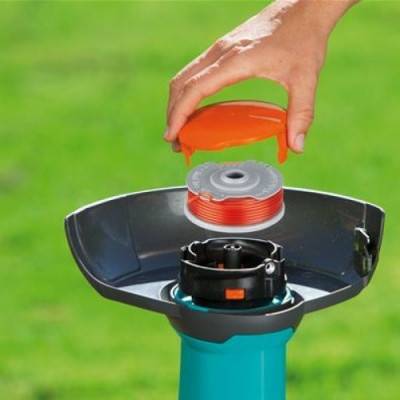 Будкрам купити Тример акумуляторний Gardena SmallCut 300 Accu Тример акумуляторний Gardena SmallCut 300 Accu 4