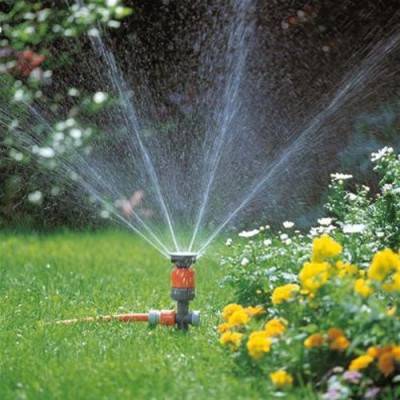 Будкрам купити Дощувач Gardena Vario Comfort на піку Дощувач Gardena Vario Comfort на піку 2