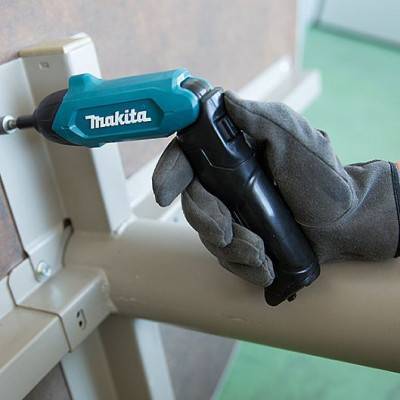 Будкрам купить Аккумуляторная отвертка Makita DF001DW Аккумуляторная отвертка Makita DF001DW 2