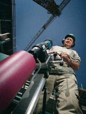 Будкрам купить Дрель алмазного бурения Makita DBM230, мокрое сверление Дрель алмазного бурения Makita DBM230, мокрое сверление 2