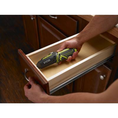 Будкрам купити Акумуляторна викрутка Ryobi R4SDP-L13C (5133002650) Акумуляторна викрутка Ryobi R4SDP-L13C (5133002650) 3