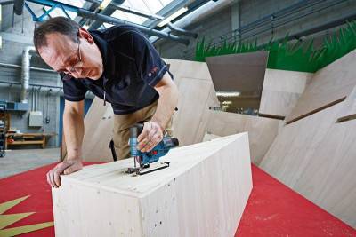 Будкрам купить Лобзик аккумуляторный Bosch Professional GST 12V-70, с акб Лобзик аккумуляторный Bosch Professional GST 12V-70, с акб 2