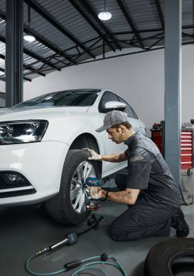 Будкрам купити Гайковерт Bosch Professional GDS 18V-400 (0.601.9K0.020) Гайковерт Bosch Professional GDS 18V-400 (0.601.9K0.020) 5