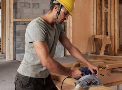 Будкрам купити Bosch Пила дискова GKS 140, ручна, 1400Вт, 184мм, 20мм, 3.7кг + Пиляльний диск Eco for wood Bosch Пила дискова GKS 140, ручна, 1400Вт, 184мм, 20мм, 3.7кг + Пиляльний диск Eco for wood 2