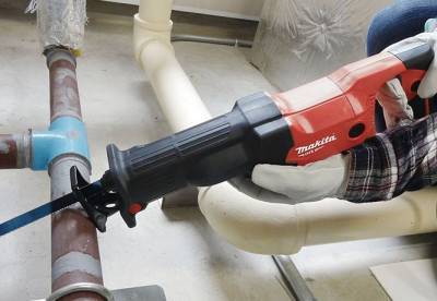 Будкрам купити Шабельна пила Makita M4500K в кейсі Шабельна пила Makita M4500K в кейсі 2