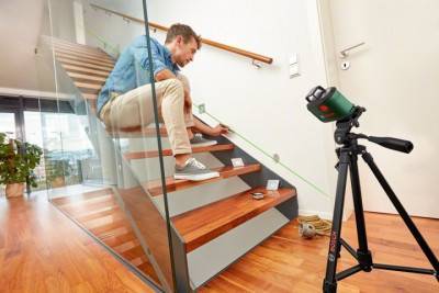 Будкрам купити Bosch Нівелір лазерний UniversalLevel 360 Set +TT150 і висок, діапазон± 4 °,± 0.4 мм на 30 м до 24 м, 0.56 кг Bosch Нівелір лазерний UniversalLevel 360 Set +TT150 і висок, діапазон± 4 °,± 0.4 мм на 30 м до 24 м, 0.56 кг 2