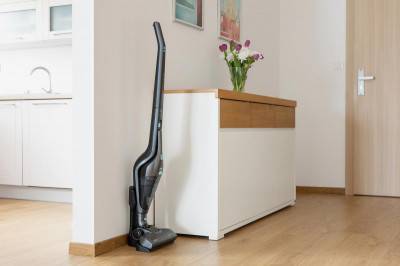 Будкрам купити Акумуляторний пилосос Sencor SVC0625AT-EUE3 Акумуляторний пилосос Sencor SVC0625AT-EUE3 3