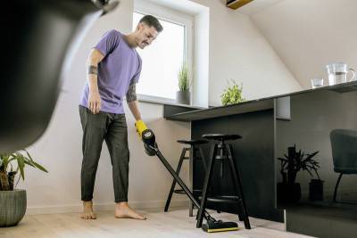 Будкрам купить Пылесос аккумуляторный Karcher VC 4 Cordless myHome (1.198-620.0) Пылесос аккумуляторный Karcher VC 4 Cordless myHome (1.198-620.0) 6