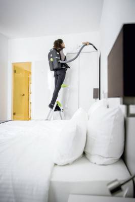 Будкрам купить Аккумуляторный ранцевый пылесос Karcher BVL 5/1 Bp (1.394-274.0) Аккумуляторный ранцевый пылесос Karcher BVL 5/1 Bp (1.394-274.0) 11