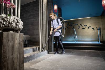 Будкрам купить Аккумуляторный ранцевый пылесос Karcher BVL 5/1 Bp (1.394-274.0) Аккумуляторный ранцевый пылесос Karcher BVL 5/1 Bp (1.394-274.0) 3