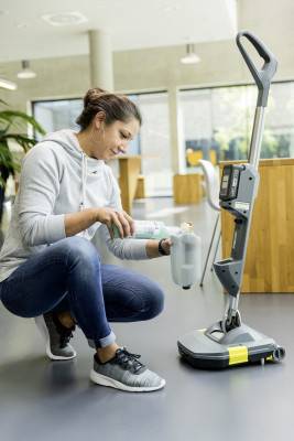 Будкрам купити Підлогомийна акумуляторна машина Karcher BR 30/1 C Bp Pack (1.783-050.0) Підлогомийна акумуляторна машина Karcher BR 30/1 C Bp Pack (1.783-050.0) 8