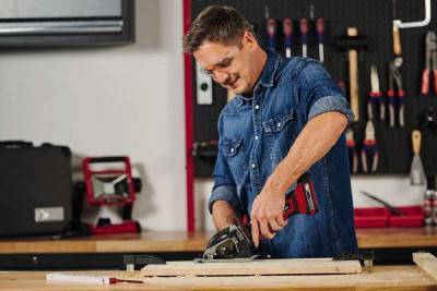 Будкрам купить Аккумуляторная мини-циркулярная пила (роторайзер) Einhell TE-CS 18/89 Li Solo Аккумуляторная мини-циркулярная пила (роторайзер) Einhell TE-CS 18/89 Li Solo 8