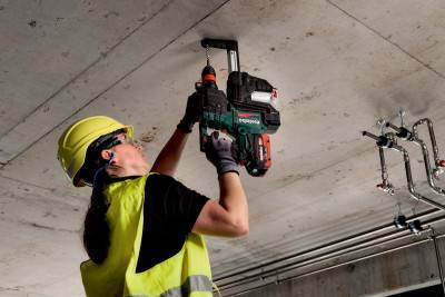 Будкрам купити Акумуляторний перфоратор Metabo KH 18 LTX BL 28 Q (601715850) Акумуляторний перфоратор Metabo KH 18 LTX BL 28 Q (601715850) 3