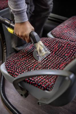 Будкрам купить Профессиональный моющий пылесос Karcher Puzzi 8/1 (1.100-240.0) Профессиональный моющий пылесос Karcher Puzzi 8/1 (1.100-240.0) 4