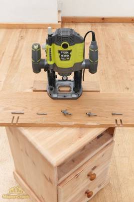 Будкрам купить Фрезер электрический Ryobi RRT1600P-K,1600Вт, ход фрезы 55 мм,10000-26000 об/мин Фрезер электрический Ryobi RRT1600P-K,1600Вт, ход фрезы 55 мм,10000-26000 об/мин 6