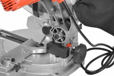 Будкрам купить Пила торцовочная HECHT 814 (HECHT 814) Пила торцовочная HECHT 814 (HECHT 814) 5