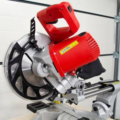 Будкрам купить Пила торцовочная HECHT 820 Пила торцовочная HECHT 820 4