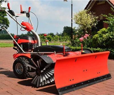 Будкрам купити Підмітальна машина зі щіткою HECHT 8101 Підмітальна машина зі щіткою HECHT 8101 9