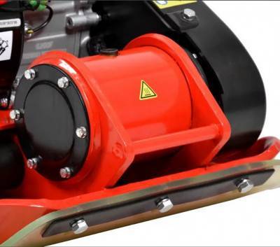 Будкрам купить Вибрационная плита бензиновая HECHT 1113 Вибрационная плита бензиновая HECHT 1113 2