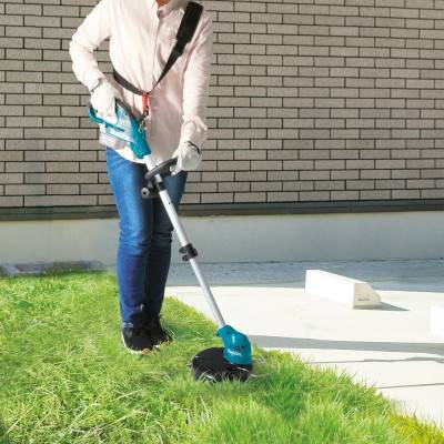 Будкрам купить Аккумуляторный садовый триммер Makita UR100DZ, без акб Аккумуляторный садовый триммер Makita UR100DZ, без акб 2