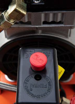 Будкрам купить Neo Tools 12K020 Компрессор, безмасляный, 230В, 12л, 8 Бар, 105л/мин, 500Вт, прямой привод, индукционный, IP20 Neo Tools 12K020 Компрессор, безмасляный, 230В, 12л, 8 Бар, 105л/мин, 500Вт, прямой привод, индукционный, IP20 3