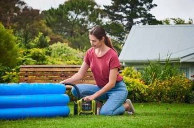 Будкрам купити Ryobi Компресор акумуляторний ONE+ R18MI-0, 18В, 10,3 бар (без АКБ та ЗП) Ryobi Компресор акумуляторний ONE+ R18MI-0, 18В, 10,3 бар (без АКБ та ЗП) 5