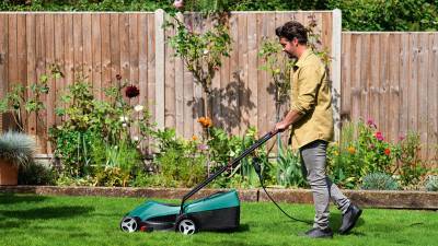 Будкрам купить Газонокосилка сетевая Bosch Rotak 32, 1200Вт Газонокосилка сетевая Bosch Rotak 32, 1200Вт 8