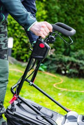 Будкрам купить Электрическая газонокосилка GRAPHITE 59G475, 2000Вт Электрическая газонокосилка GRAPHITE 59G475, 2000Вт 3